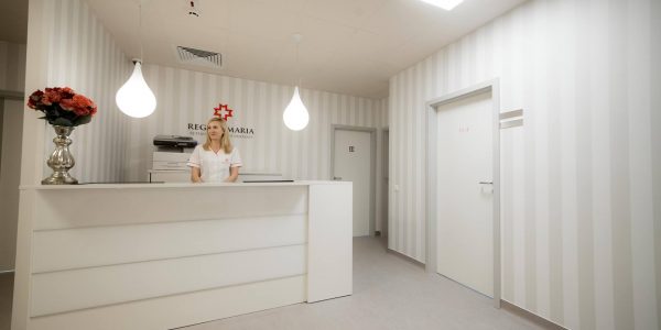 Proiect amenajari interioare clinica medicala Regina Maria Iasi realizat de Eclectarte